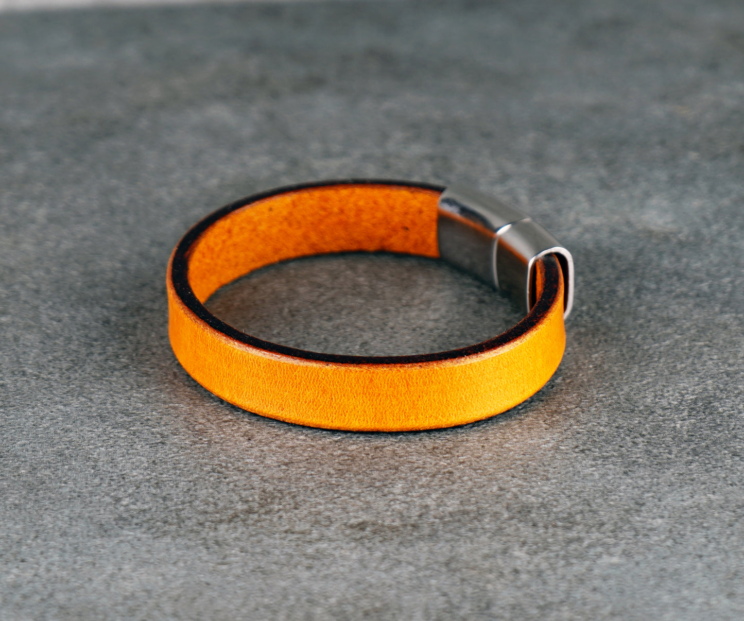 Yellow Leather Bracelet – Handcrafted Vegetable‑Tanned Wrist Accessory