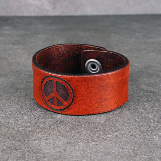 Peace Sign Leather Bracelet: Style, Meaning, and Everyday Wear