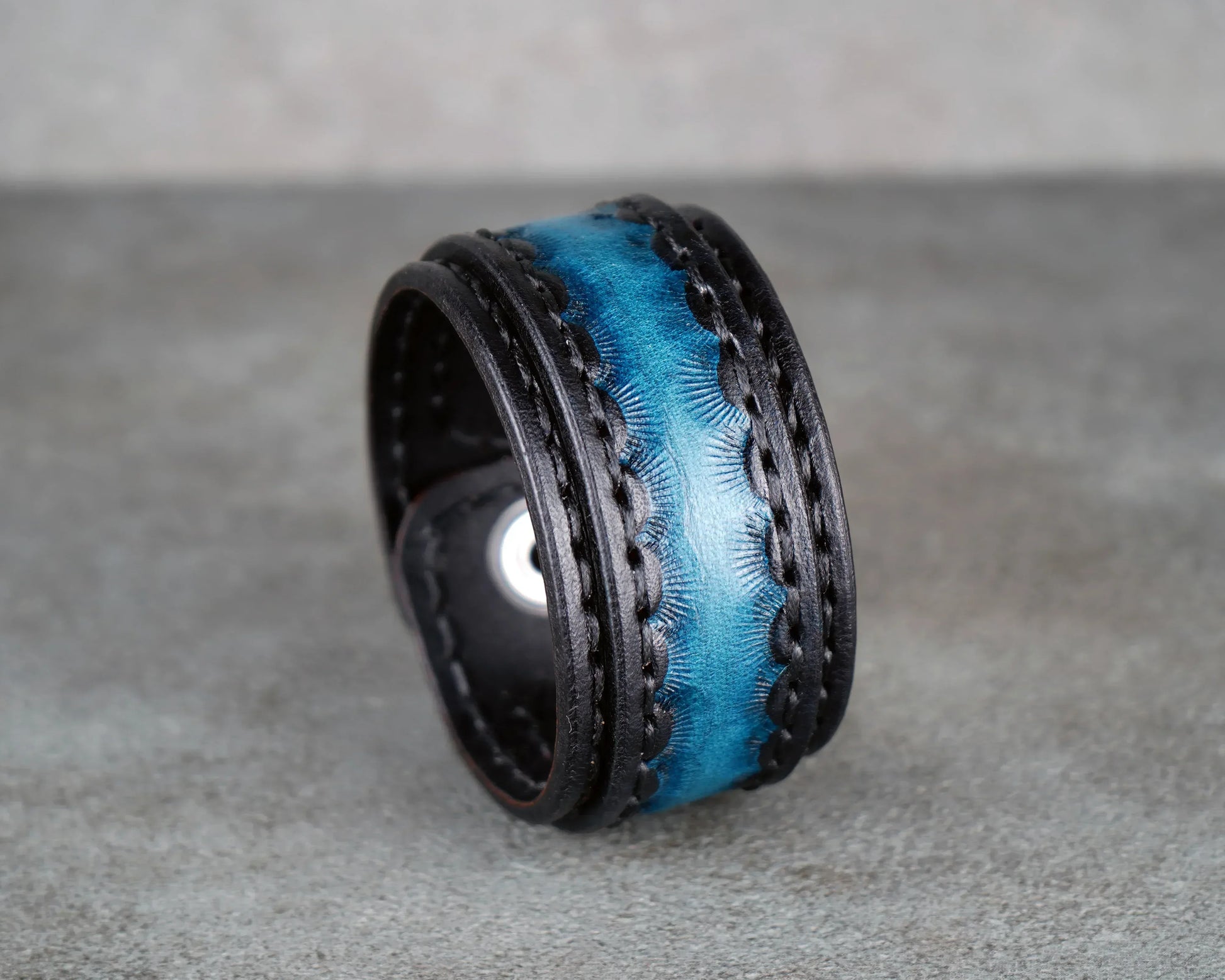 black and blue leather bracelet handmade premium leather
