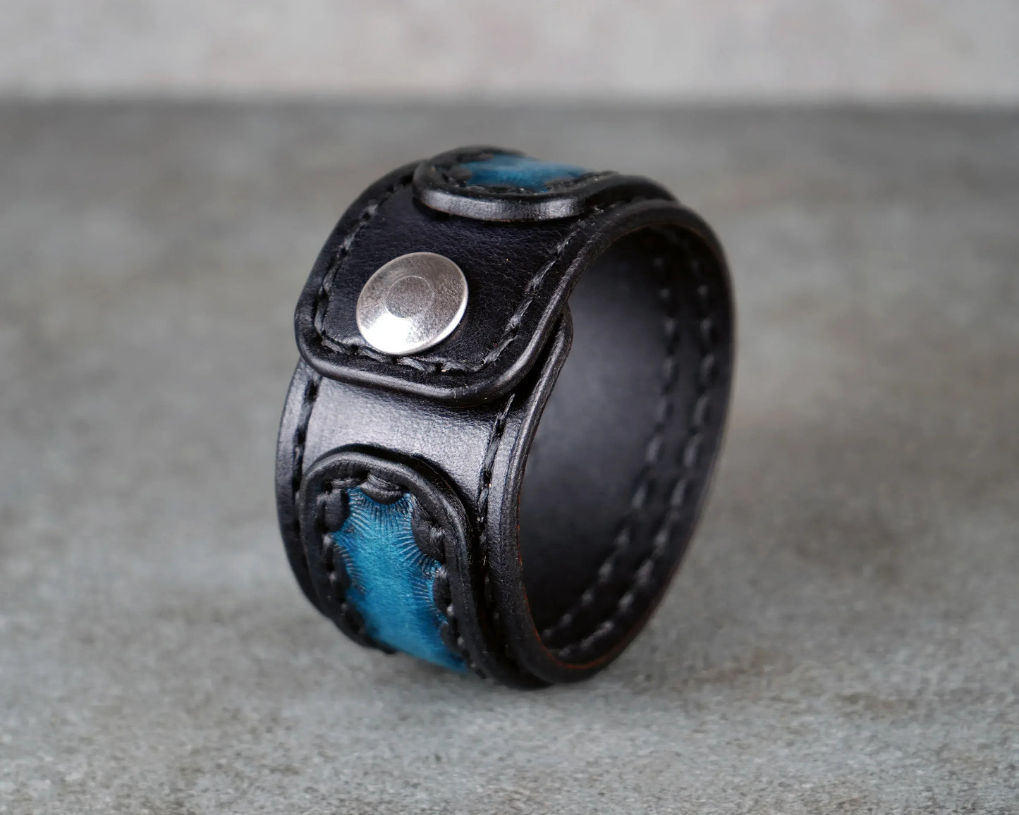 black and blue leather bracelet handmade premium leather
