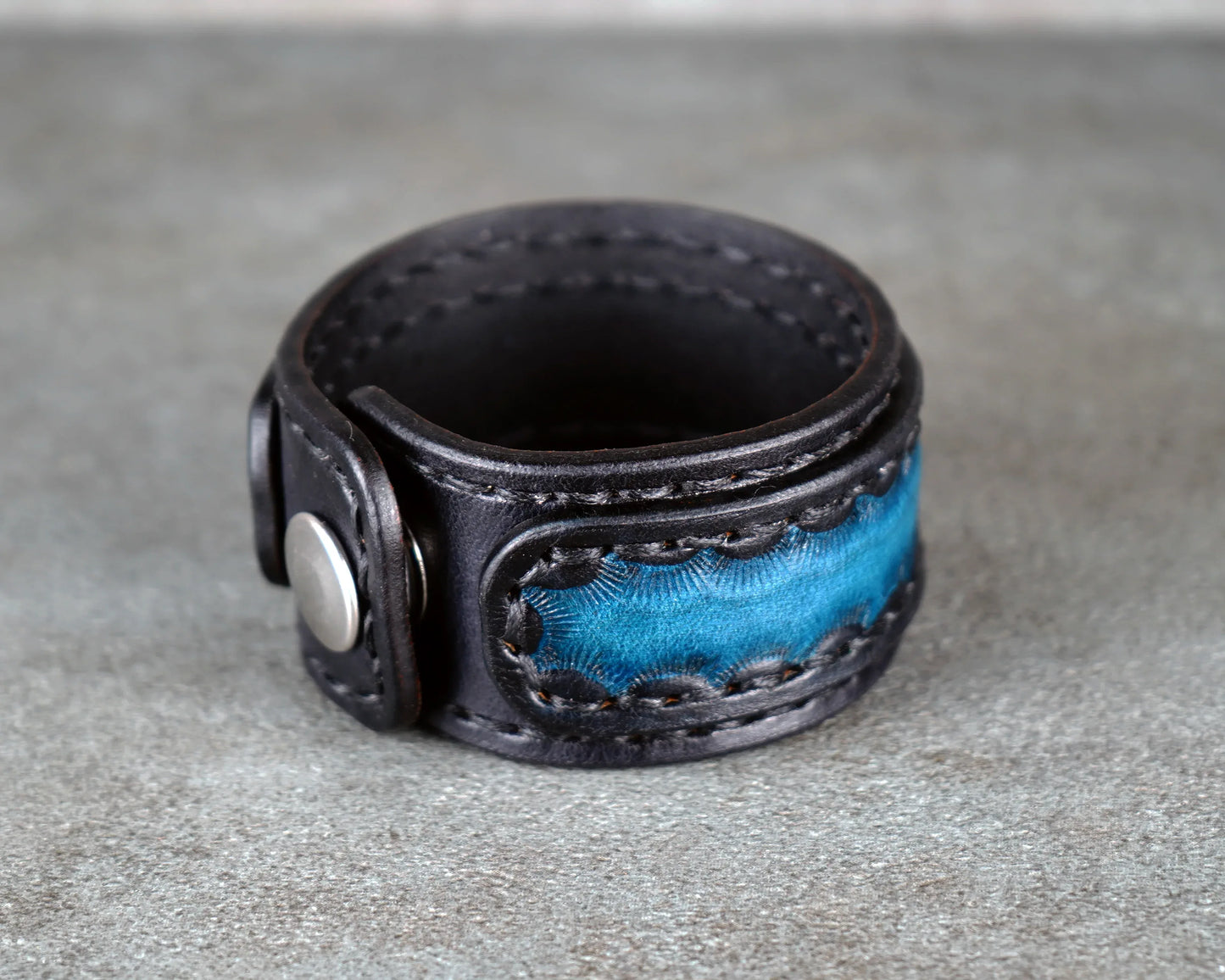 black and blue leather bracelet handmade premium leather
