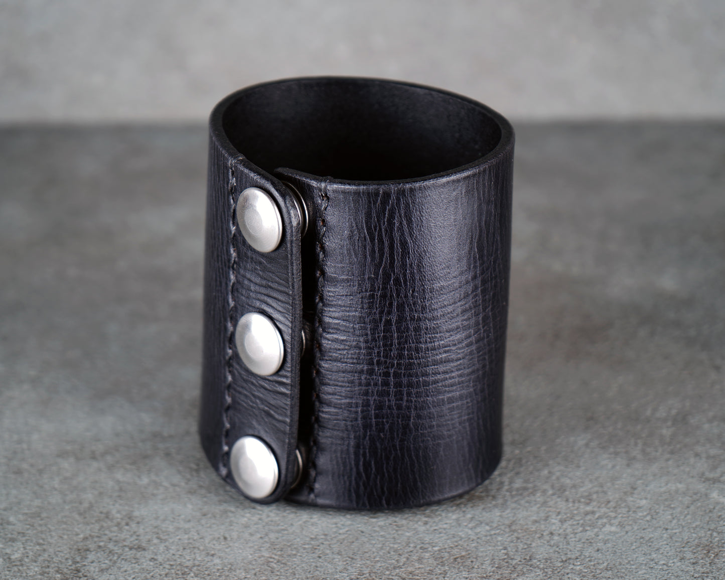 black wide leather cuff 8cm handmade premium leather
