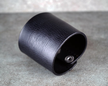 black wide leather cuff 8cm handmade premium leather
