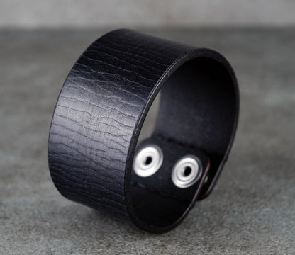 classic black leather cuff 4cm handmade premium leather
