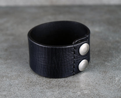 classic black leather cuff 4cm handmade premium leather

