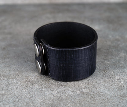 classic black leather cuff 4cm handmade premium leather
