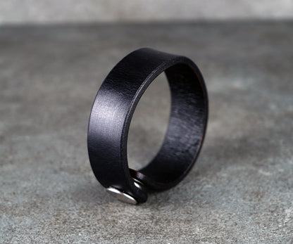 classic black leather cuff 2cm handmade premium leather
