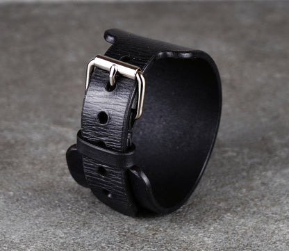 Black Leather Bracelet – Handmade Vegetable-Tanned Wrist Accessory