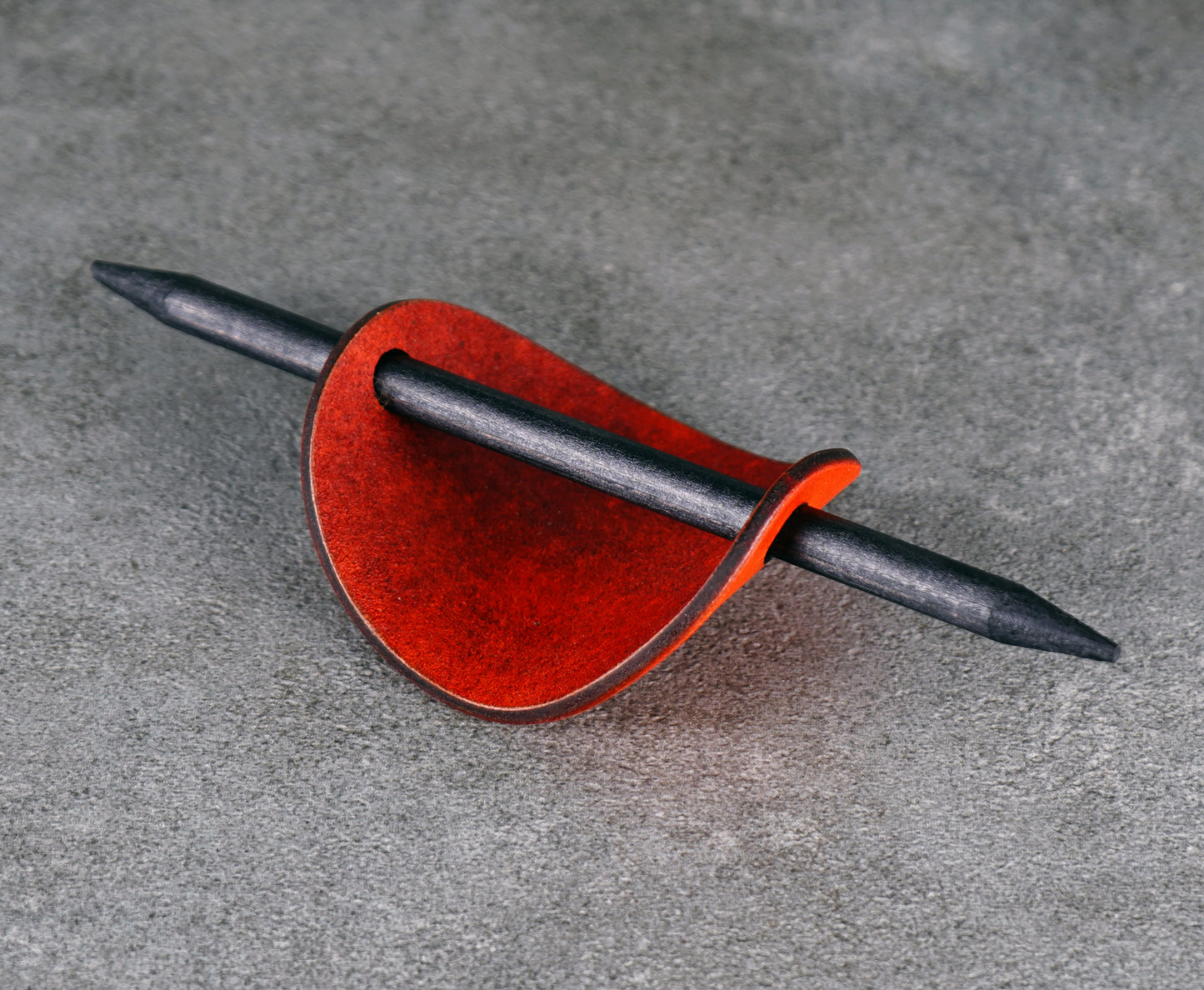 Orange Oval Leather Barrette – Handcrafted Vegetable‑Tanned Hair Accessory