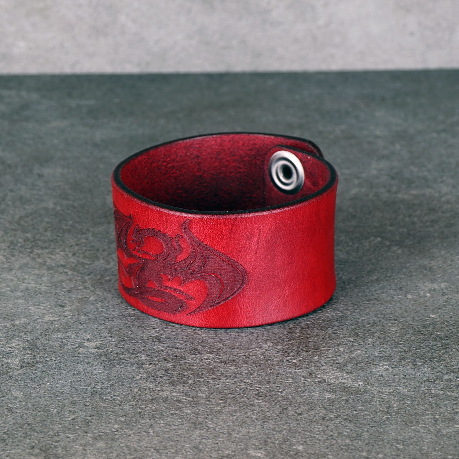 red dragon leather bracelet handmade vegetable tanned fixed size wristband
